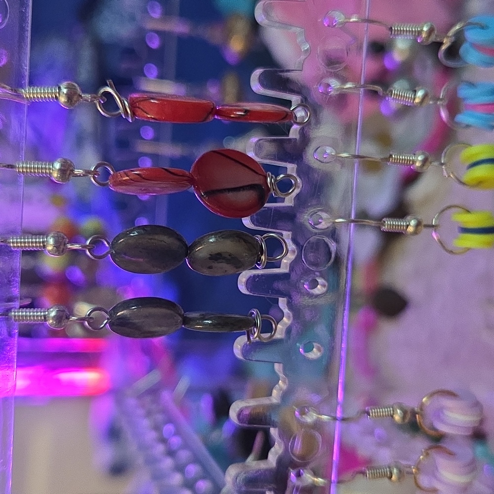 Set of 2 Pairs of shell earrings